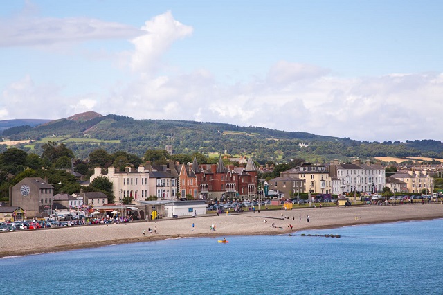 Bray Beach Cleanup: Restoring the Beauty of  Our Coastal Gem